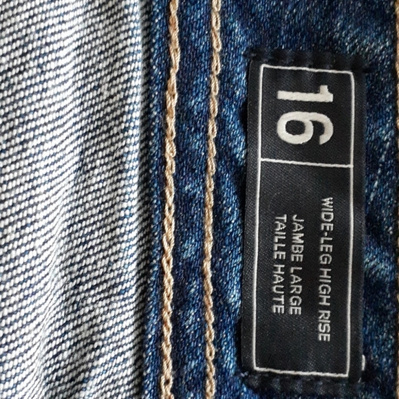 Jeans - Picture 7 of 10